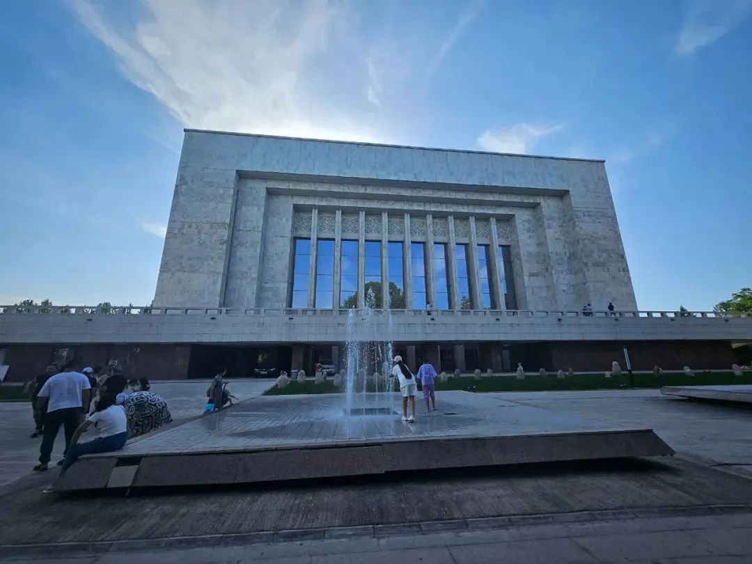 郁金香国际生殖中心官方地址查询：如何获取准确信息与实地就医指南